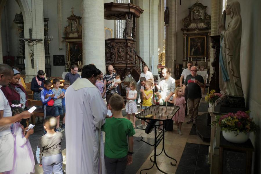 Aanbidding voor gezinnen in Sint Kwinten © Pastorale zone Leuven aan de Dijle