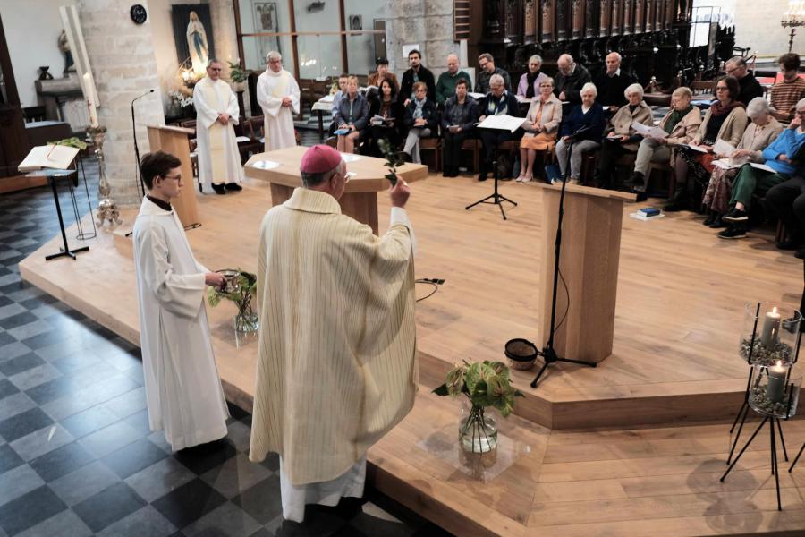 Altaarzegening in Sint-Geertrui © Pastorale zone Leuven aan de Dijle
