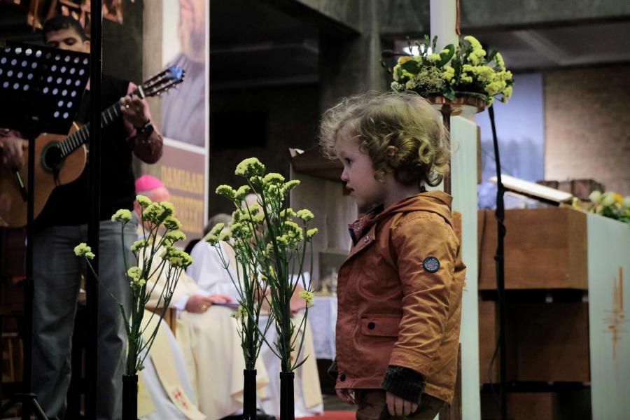 Damiaanviering 2023 in de Sint-Antoniuskapel in Leuven © Pastorale zone Leuven aan de Dijle
