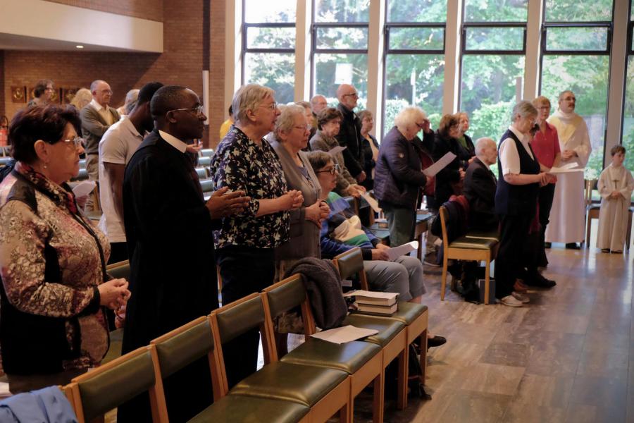Opening van de pinksternoveen voor het vicariaat Vlaams-Brabant en Mechelen in de Sint-Jozefskerk in Leuven © Pastorale zone Leuven aan de Dijle