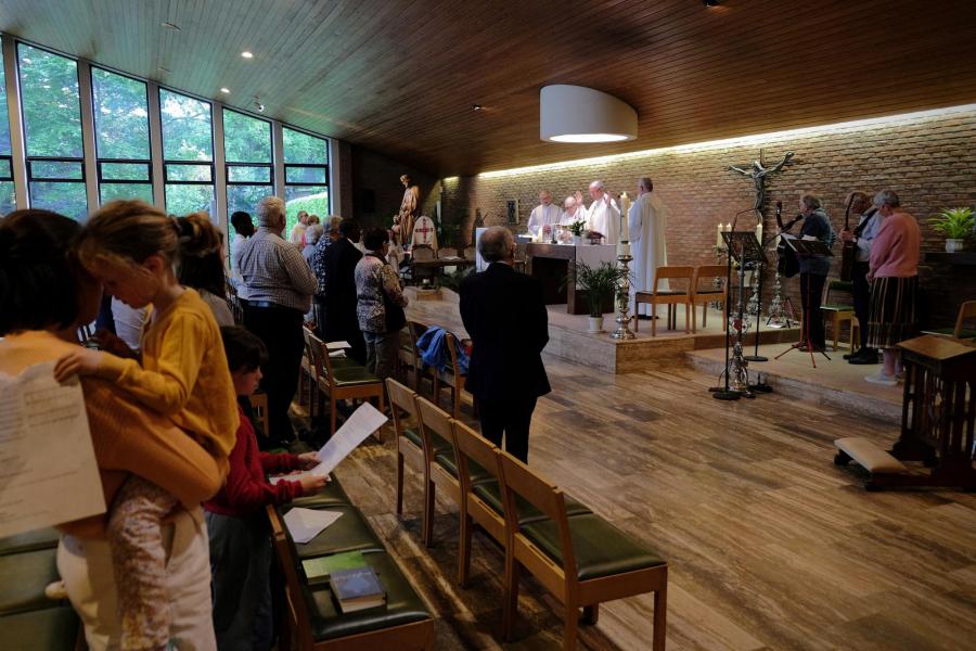 Opening van de pinksternoveen voor het vicariaat Vlaams-Brabant en Mechelen in de Sint-Jozefskerk in Leuven © Pastorale zone Leuven aan de Dijle