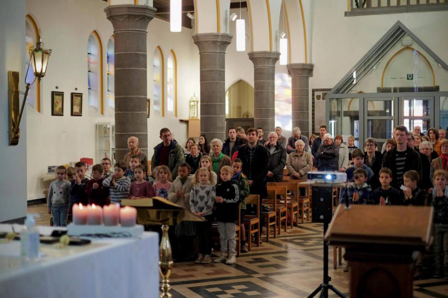 Gezinsviering op Gaudete-zondag 2025 in Leuven Noord © Pastorale zone Leuven aan de Dijle
