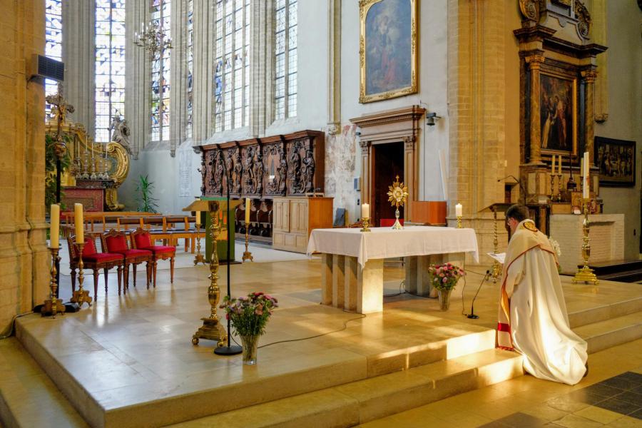 Eucharistische aanbidding Sint-Kwintensgemeenschap © Pastorale zone Leuven aan de Dijle