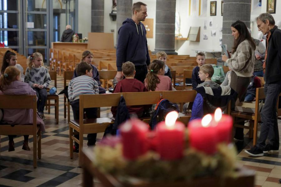 Gezinsviering op Gaudete-zondag 2025 in Leuven Noord © Pastorale zone Leuven aan de Dijle