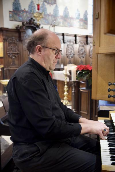 Klinken op het nieuwe jaar © Parochie Maldegem