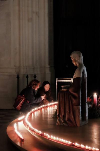 Light a Candle in de Sint-Pieterskerk - advent 2025 © Pastorale zone Leuven aan de Dijle