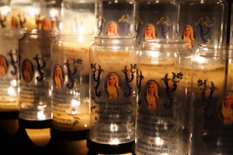 Light a Candle in de Sint-Pieterskerk - advent 2025 © Pastorale zone Leuven aan de Dijle