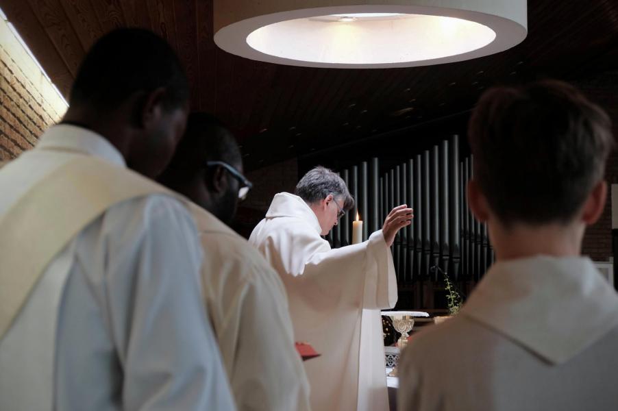 De Sint-Jozefsgemeenschap viert Onze-Lieve-Vrouw-ter-Koorts © Pastorale zone Leuven aan de Dijle
