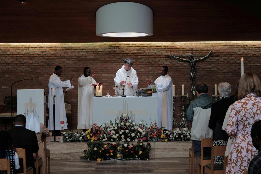 De Sint-Jozefsgemeenschap viert Onze-Lieve-Vrouw-ter-Koorts © Pastorale zone Leuven aan de Dijle