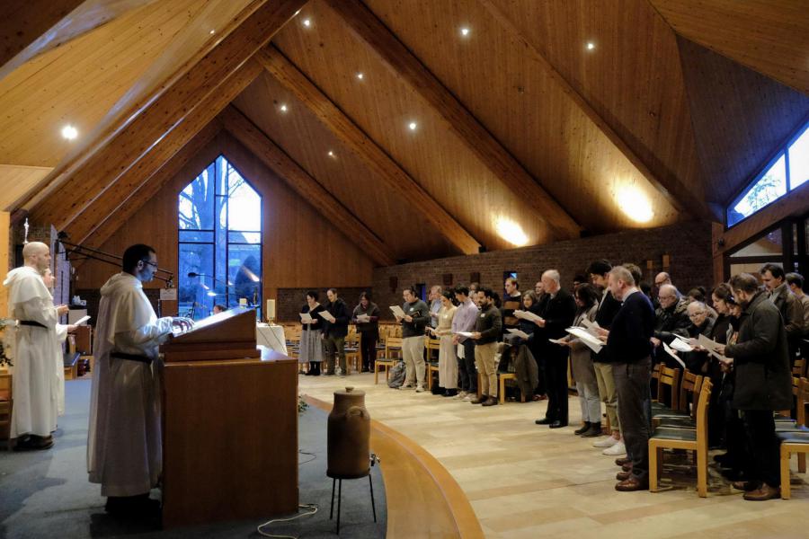 De Leuvense en Kraainemse catechumenen samen met bisschop Vanhoutte © Pastorale zone Leuven aan de Dijle