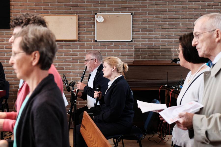 Reliekschrijn van de H. Theresia van Lisieux bij Radio Maria in Egenhoven © Pastorale zone Leuven aan de Dijle