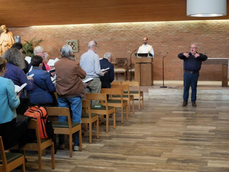 Samen zingen versterkt de feestvreugde: een muzikale start van een welverdiend dankfeest © Pastorale zone Leuven aan de Dijle