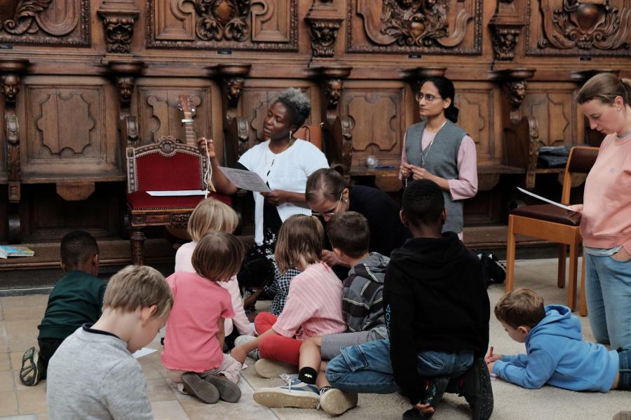 Aanbiddingsmoment voor kinderen in de Sint-Kwintenskerk © Pastorale zone Leuven aan de Dijle
