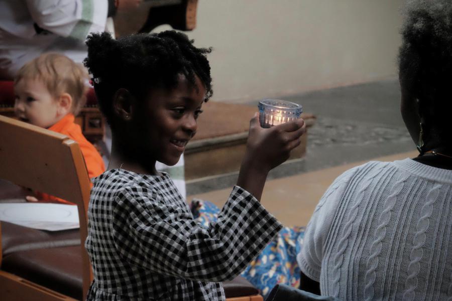 Aanbiddingsmoment voor kinderen in de Sint-Kwintenskerk © Pastorale zone Leuven aan de Dijle