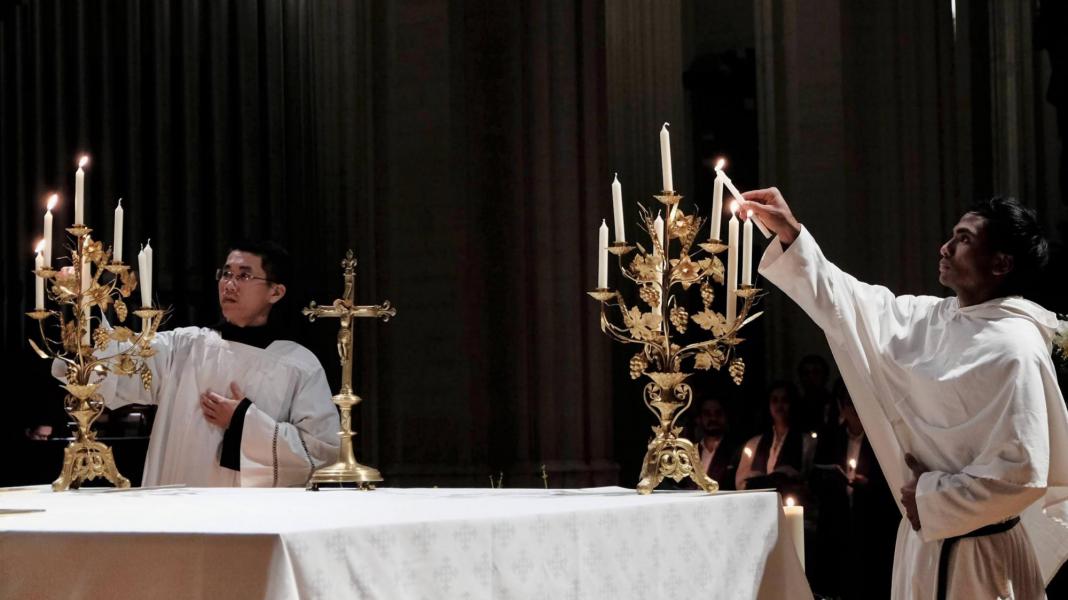 Paasnacht in de Leuvense Sint-Pieterskerk 2026 © Pastorale zone Leuven aan de Dijle