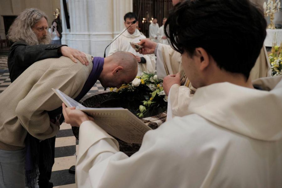 Paasnacht in de Leuvense Sint-Pieterskerk 2026 © Pastorale zone Leuven aan de Dijle