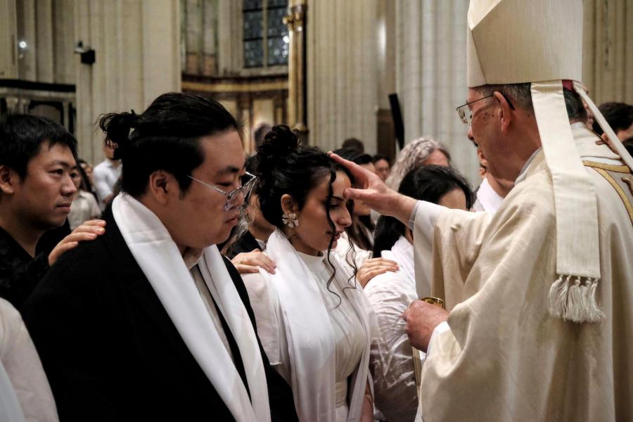Paasnacht in de Leuvense Sint-Pieterskerk 2026 © Pastorale zone Leuven aan de Dijle