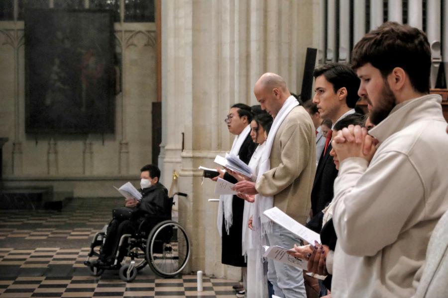 Paasnacht in de Leuvense Sint-Pieterskerk 2026 © Pastorale zone Leuven aan de Dijle