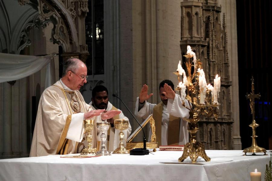 Paasnacht in de Leuvense Sint-Pieterskerk 2026 © Pastorale zone Leuven aan de Dijle