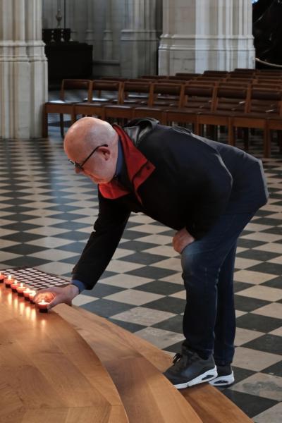 Een persoonlijk moment van gebed: voor elke intentie een vlammetje © Pastorale zone Leuven aan de Dijle