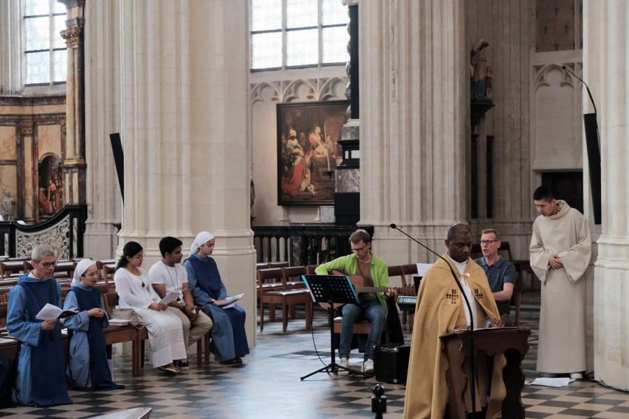 'Be the Light' aanbidding in de Sint-Pieterskerk © Pastorale zone Leuven aan de Dijle