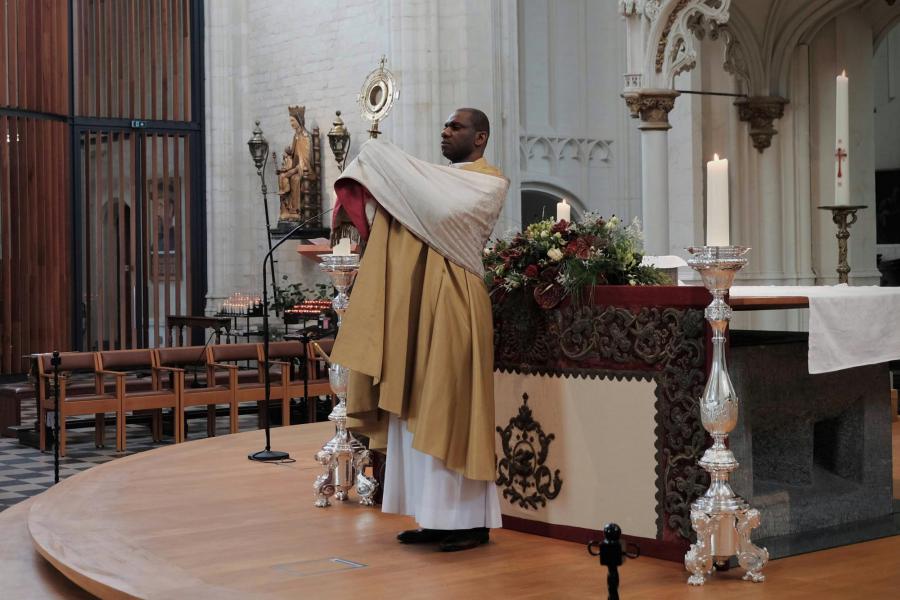 'Be the Light' aanbidding in de Sint-Pieterskerk © Pastorale zone Leuven aan de Dijle