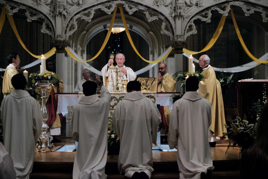 Paasnacht in de Leuvense Sint-Pieterskerk 2025 © Pastorale zone Leuven aan de Dijle