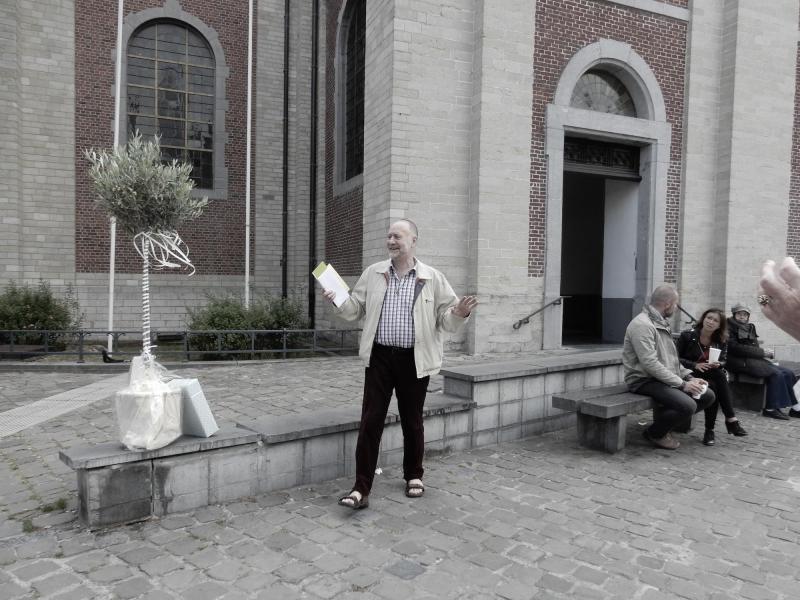 Een aangename verrassing voor priester Jan 