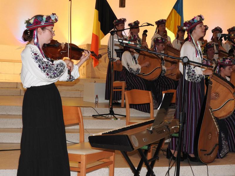 Dzvinha © C.W.