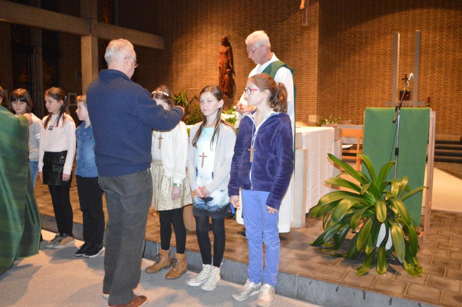Kruisjesviering St. Jan Vianney © BvD