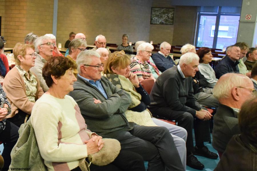 Adventsbezinning 2025 © Michel Vanmechelen