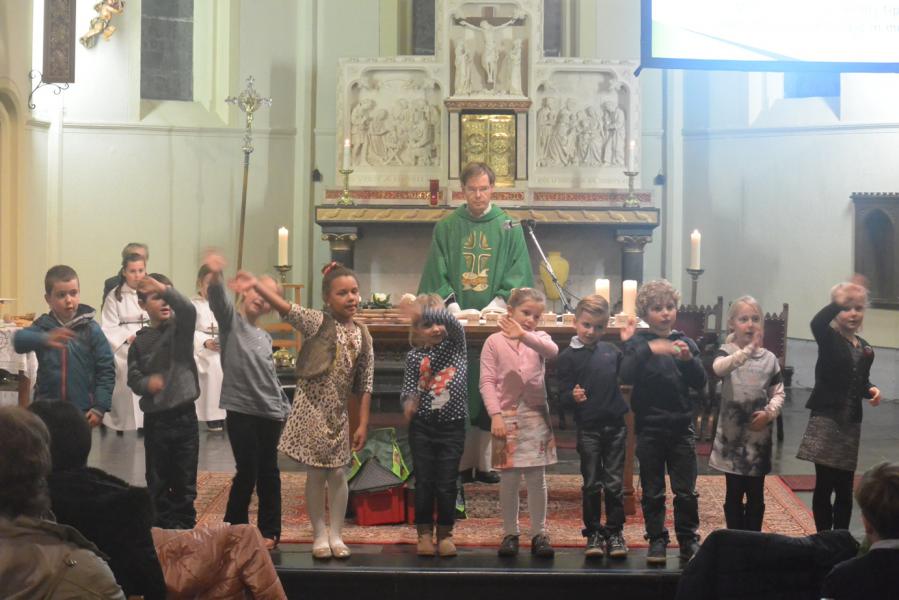 Instapviering in de kerk van Leke 2017. 