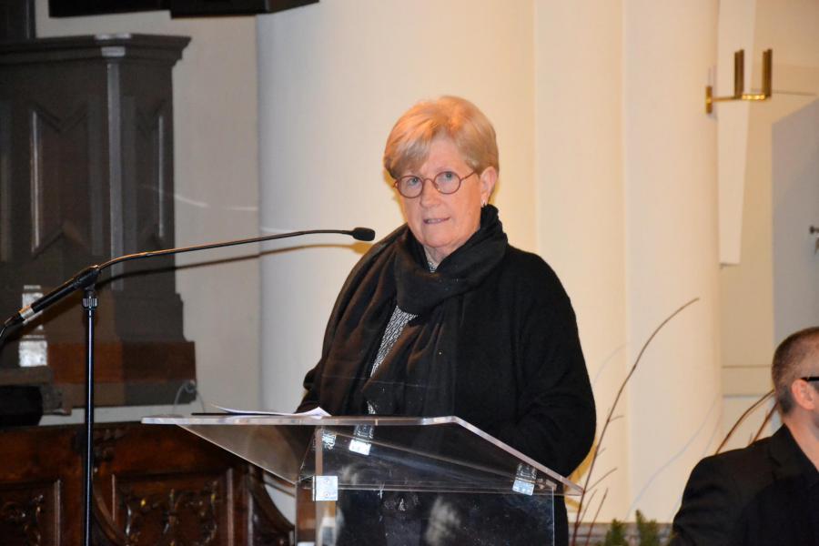 De inspirerende bindteksten worden door Marijke Blomme gebracht © Hans van Hove