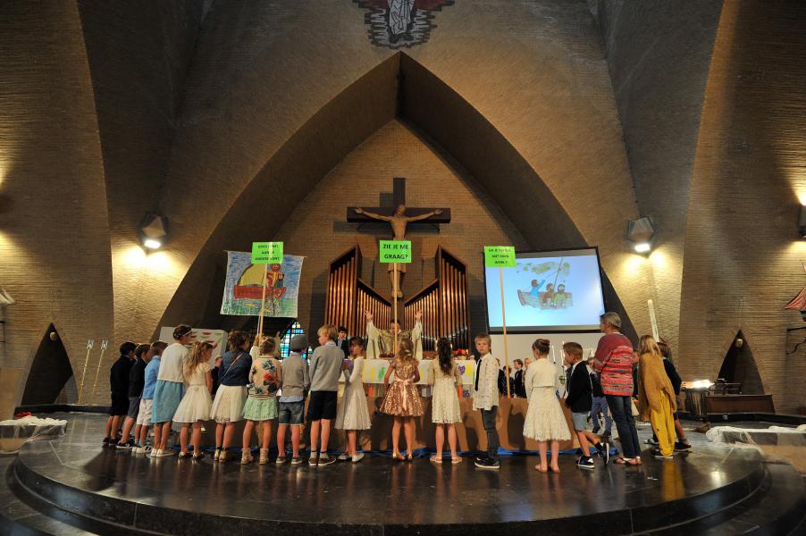 Eerste Communievieringen in Ster der Zee Koksijde © Peter Blanckaert