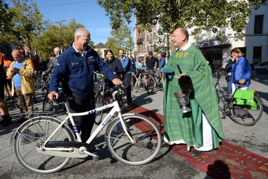 Fietsenzegening © Luc Lioen