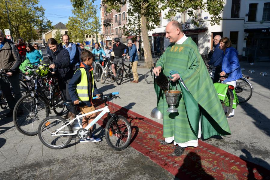 Fietsenzegening © Luc Lioen