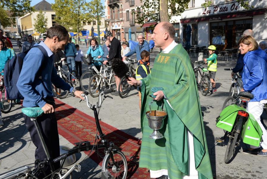 Fietsenzegening © Luc Lioen