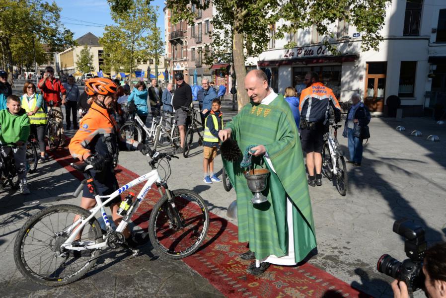 Fietsenzegening © Luc Lioen