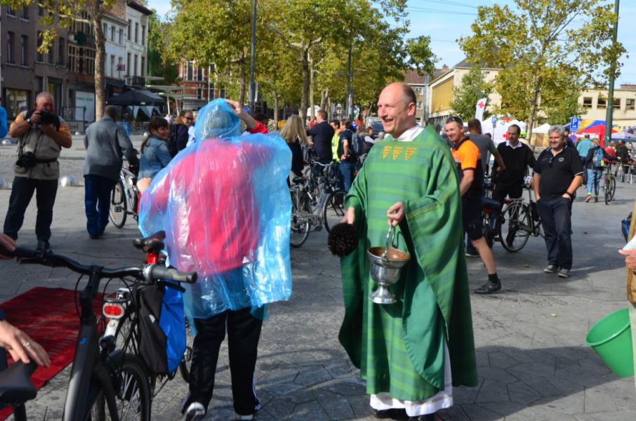 Fietsenzegening © Luc Lioen