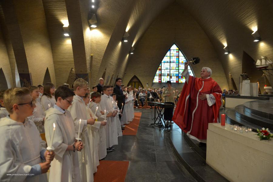 Vormsel in St Niklaas Oostduinkerke © p