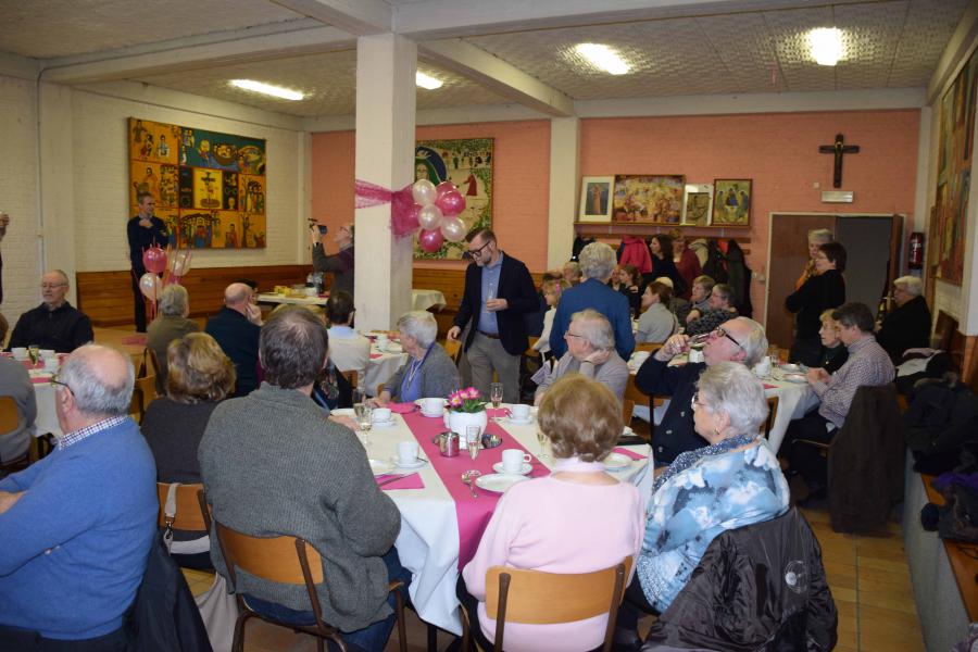 Alle medewerkers worden bedankt in de Pax-zaal  © Jan De Broeck