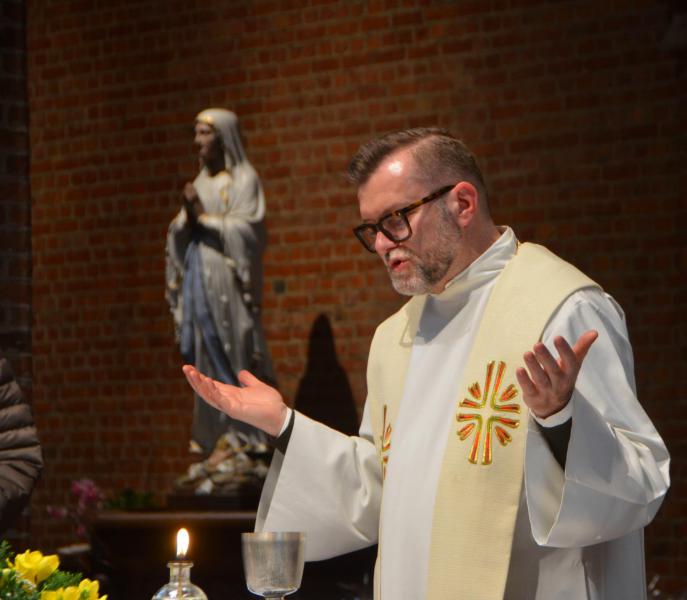 Pastor Gino © Dirk Adams