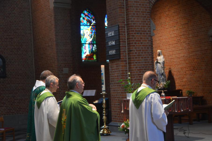Dankviering pastor Benno © Dirk Adams