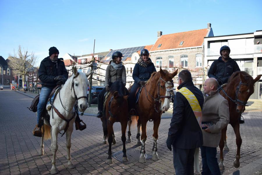 Paardenzegening op Sint-Elooisfeest 