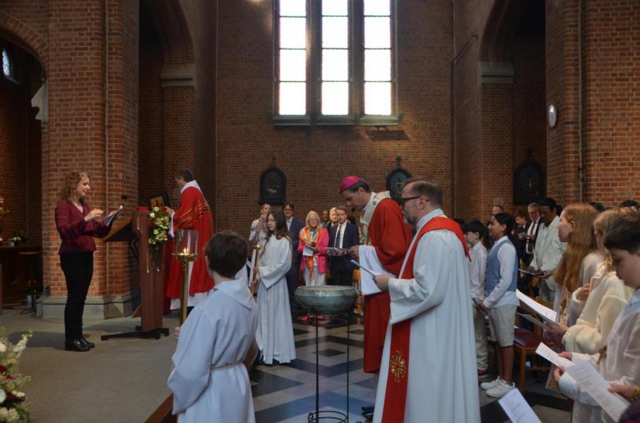 Start van de viering: God heet ons welkom in zijn huis © Aleidis