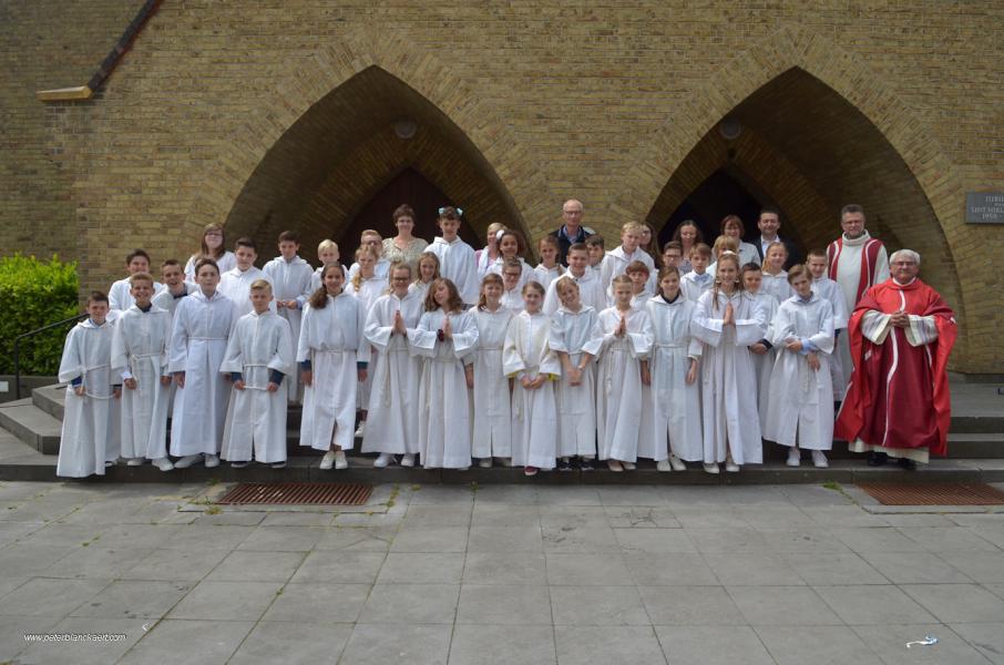 Vormselviering in de Sint-Niklaaskerk © P. Blanckaert
