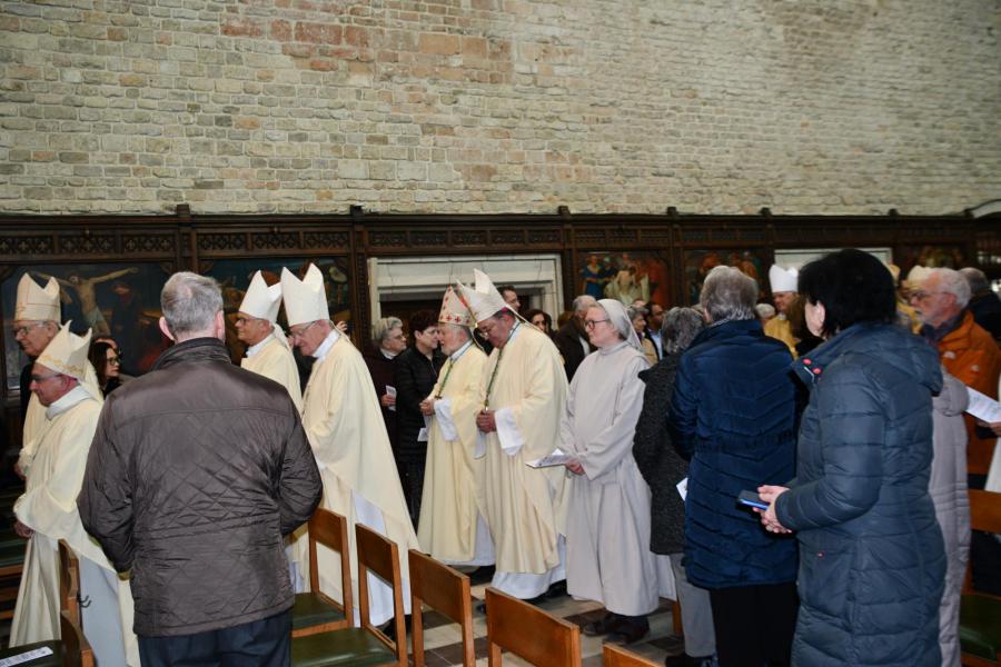 Mis "Tien jaar paus Franciscus" in O-L-V. ter Kameren in Brussel © Nicole Hertoghs