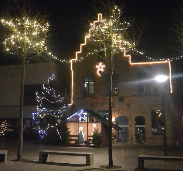 Kerststal op de markt in Vladslo 