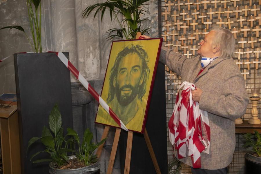 heropening kerk © ivan Put