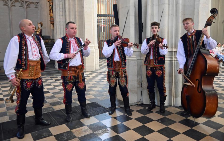 Hoogmis van Pasen in de Sint-Pieterskerk 2023 © Pastorale zone Leuven aan de Dijle